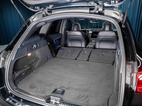 Certified 2026 Mercedes-Benz GLC 300 image 7