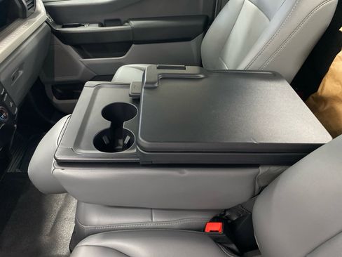 New 2024 Ford F550 4x4 Regular Cab Super Duty image 25