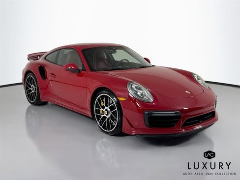 Used 2017 Porsche 911 Turbo S image 3