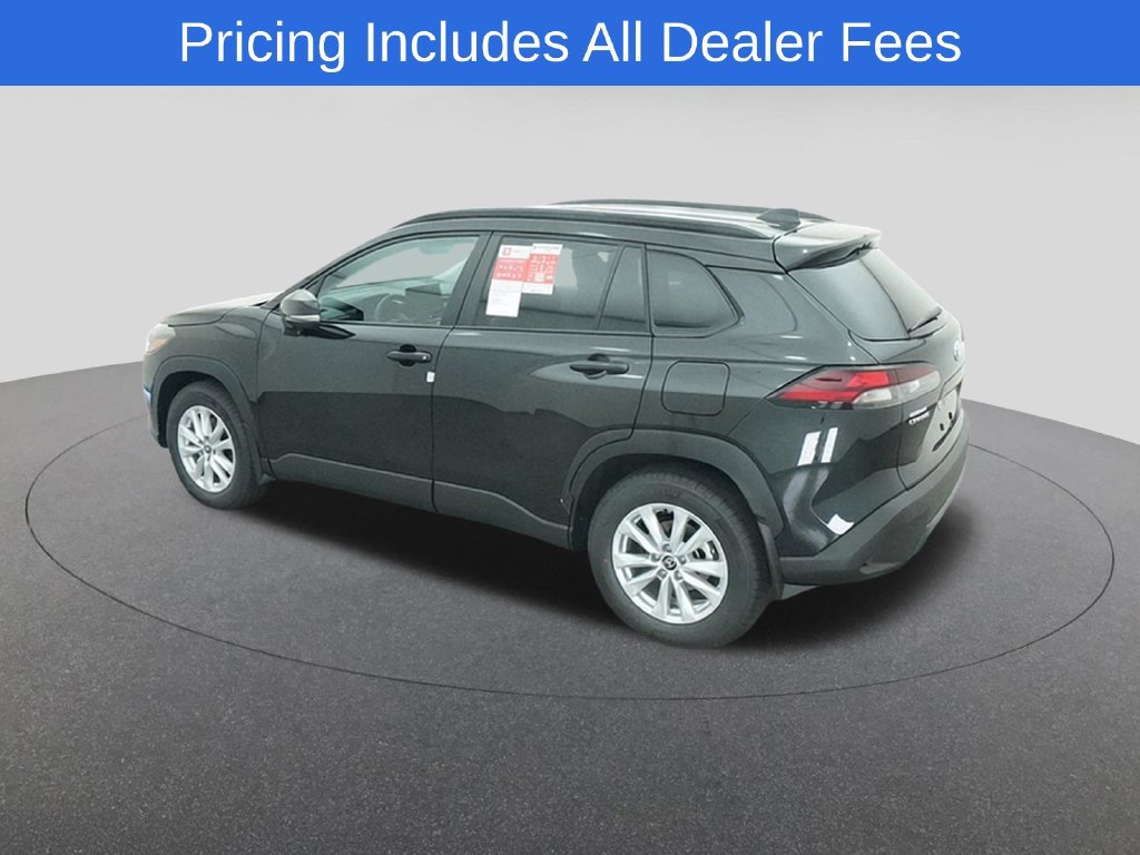 New 2026 Toyota Corolla Cross LE w/ Moonroof Package FWD image 4