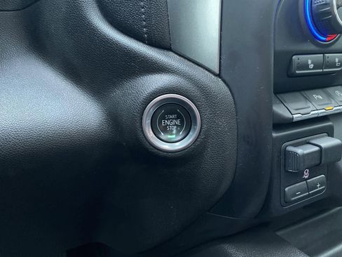 Used 2019 Chevrolet Silverado 1500 RST image 8