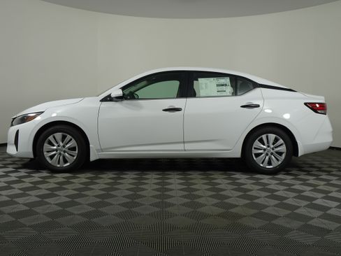 New 2025 Nissan Sentra S FWD image 9