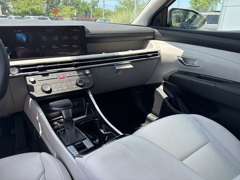 New 2025 Hyundai Tucson SE image 37