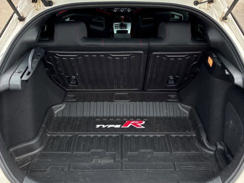 Used 2023 Honda Civic Type R image 13