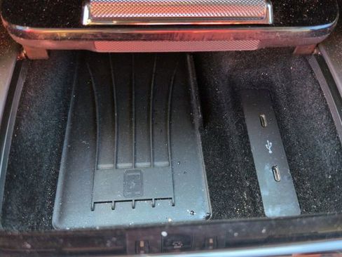 Used 2024 Porsche Cayenne image 24