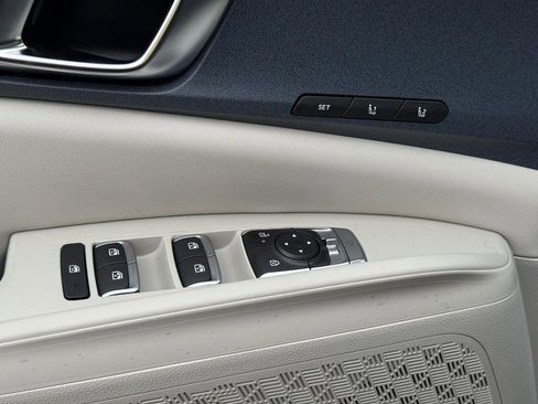 New 2026 Kia Carnival SX image 23