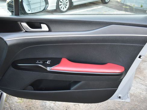 Used 2024 Kia K5 GT-Line image 37