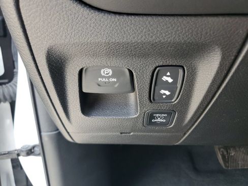 Used 2021 RAM 1500 Limited AWD/4WD image 11