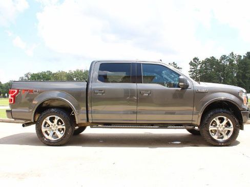 Used 2019 Ford F150 XLT w/ Equipment Group 302A Luxury AWD/4WD image 19