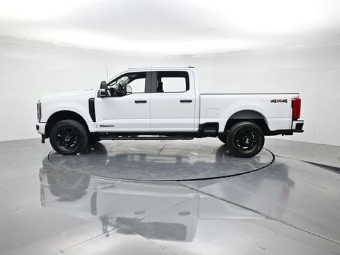 New 2026 Ford F250 XL w/ STX Appearance Package AWD/4WD image 8