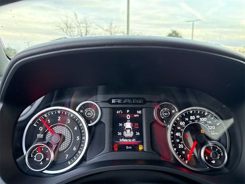 New 2026 RAM 1500 2WD Crew Cab image 16