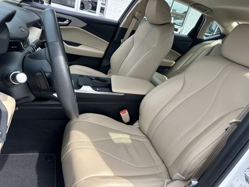 Used 2025 Acura TLX w/ Technology Package FWD image 11