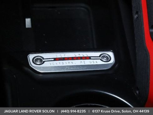 Used 2025 Ford Bronco Heritage Edition AWD/4WD image 25