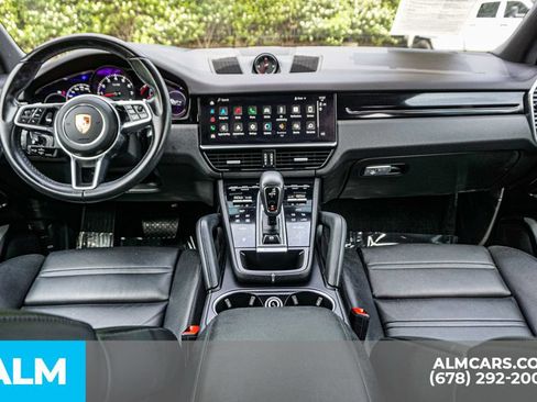 Used 2023 Porsche Cayenne AWD/4WD image 24
