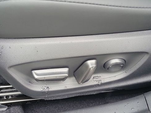 New 2026 Toyota Prius Plug-In Hybrid image 22