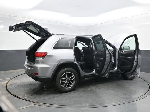 Used 2020 Jeep Grand Cherokee Limited AWD/4WD image 50