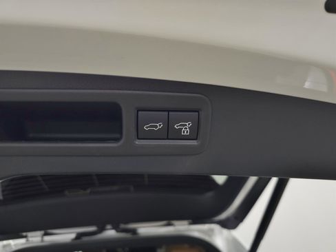 Used 2026 Lexus RX 350h w/ Convenience Package AWD/4WD image 9