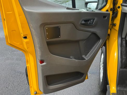 Used 2023 Ford Transit 250 148 High Roof w/ Load Area Protection Package RWD image 21