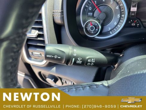 Used 2022 RAM 1500 Laramie AWD/4WD image 15