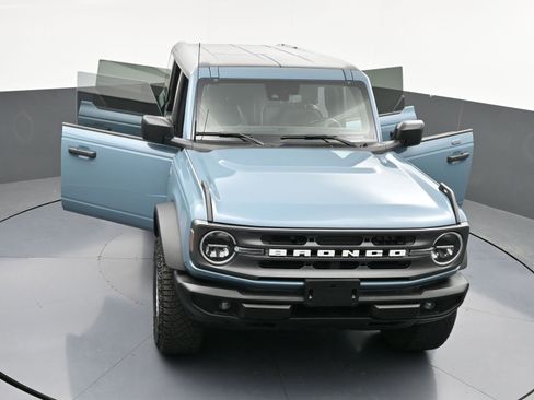 Used 2023 Ford Bronco Big Bend w/ Sasquatch Package AWD/4WD image 42