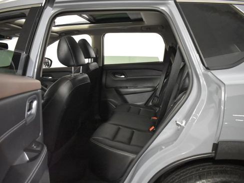 Used 2023 Nissan Rogue SL AWD/4WD image 28