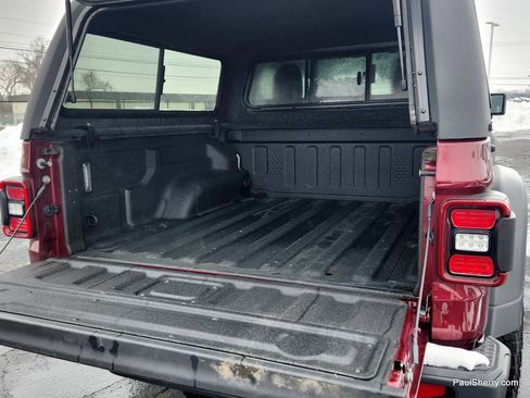 Used 2022 Jeep Gladiator Mojave w/ Cold Weather Group image 21