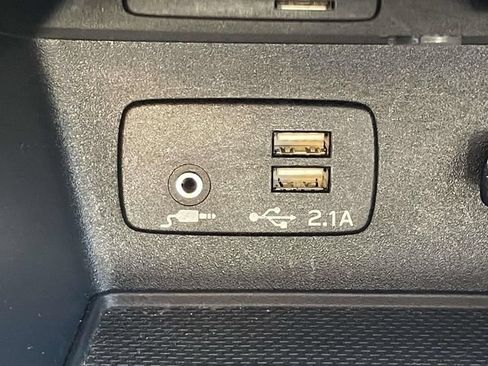 Used 2020 Subaru Forester Premium w/ Popular Package #1 AWD/4WD image 30