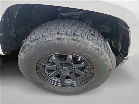 Used 2023 Toyota Tacoma SR image 10