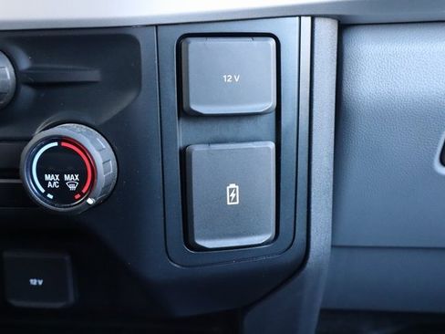 Used 2023 Ford F450 XL w/ Snow Plow/Camper Package image 31