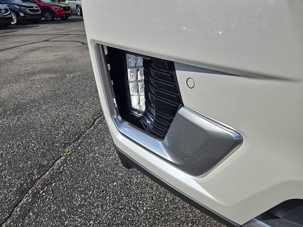 Used 2023 GMC Yukon XL Denali AWD/4WD image 24