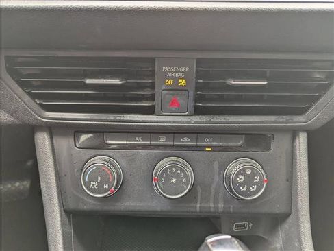 Used 2019 Volkswagen Jetta S image 18