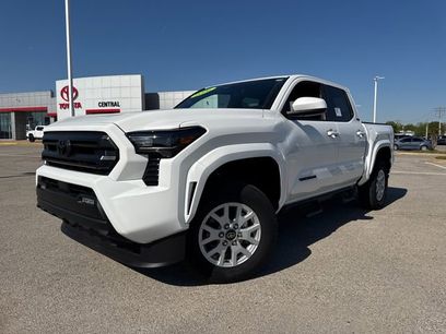 New 2026 Toyota Tacoma SR5