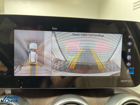 Used 2022 Mercedes-Benz GLC 300 GLC 300 w/ Premium Package Lite image 13