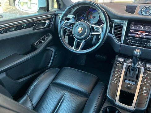 Used 2018 Porsche Macan S AWD/4WD image 17