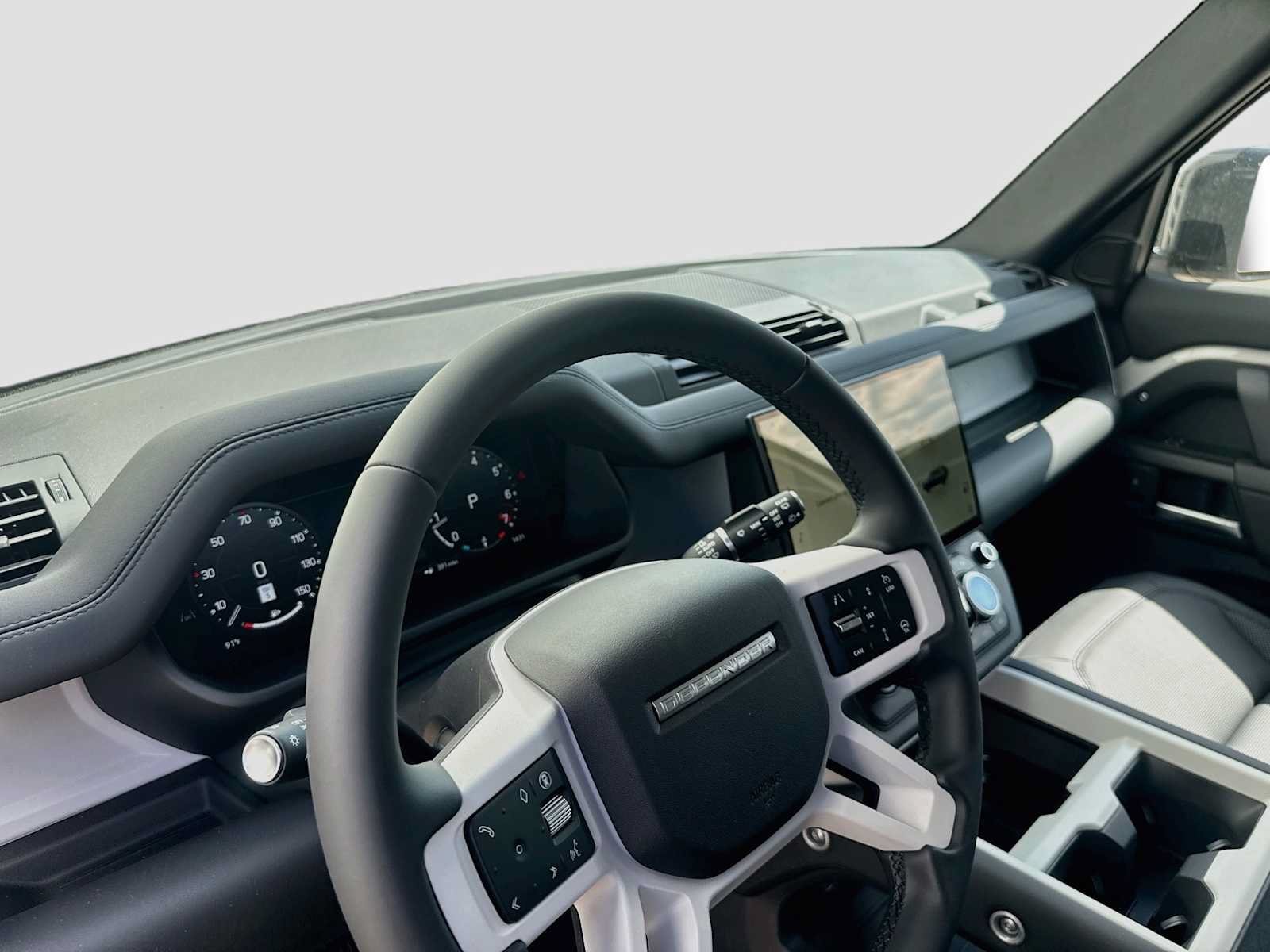 New 2026 Land Rover Defender 110 S AWD/4WD image 11