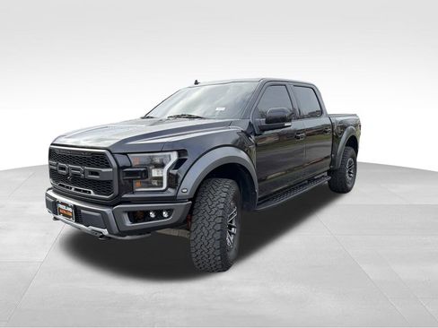 Used 2019 Ford F150 Raptor w/ Equipment Group 802A Luxury image 7