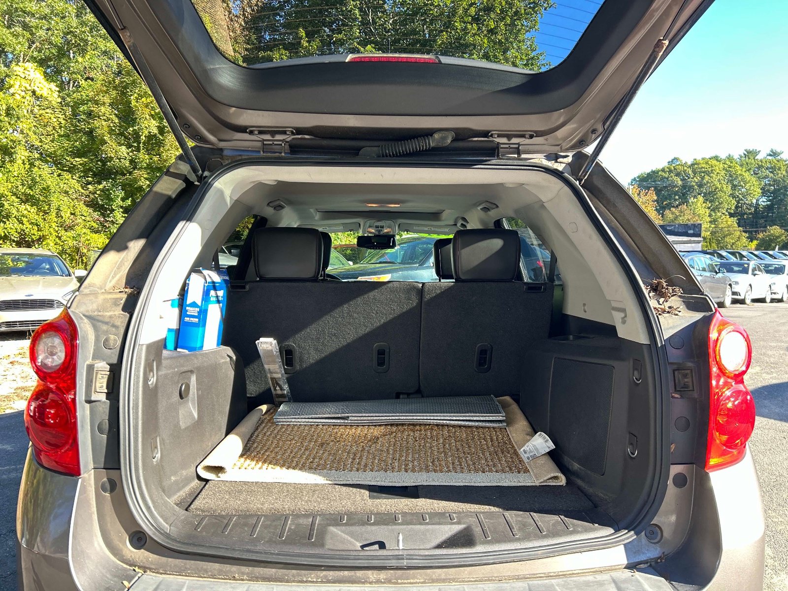 Used 2011 Chevrolet Equinox LT FWD image 11