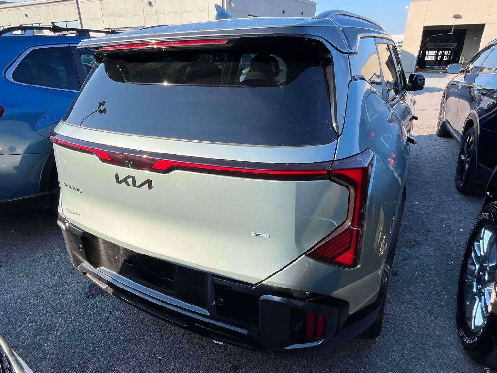Used 2027 Kia Seltos X-Line S w/ X-Line S Premium Package AWD/4WD image 2