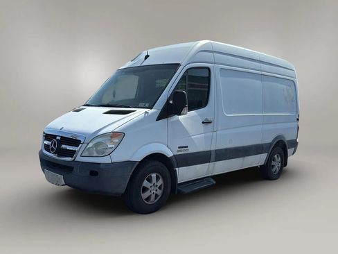 Used 2009 Dodge Sprinter 2500 image 1
