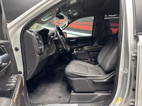 Used 2020 Chevrolet Silverado 1500 LT Trail Boss w/ Safety Package AWD/4WD image 4
