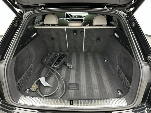 Used 2024 Audi Q8 e-tron Prestige w/ Prestige Package image 24