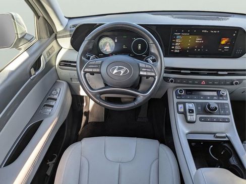 Used 2025 Hyundai Palisade SEL image 16