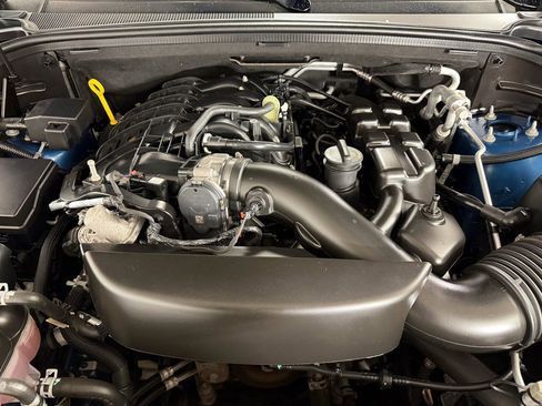 Used 2024 Dodge Durango GT image 9