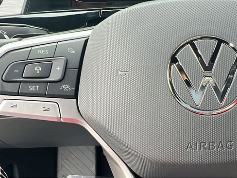 New 2026 Volkswagen Atlas Cross Sport SE AWD/4WD image 19