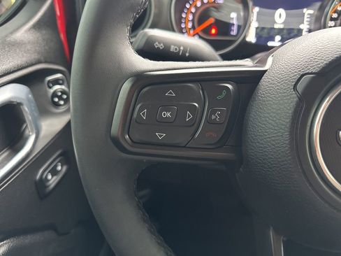 Used 2023 Jeep Gladiator Sport AWD/4WD image 26