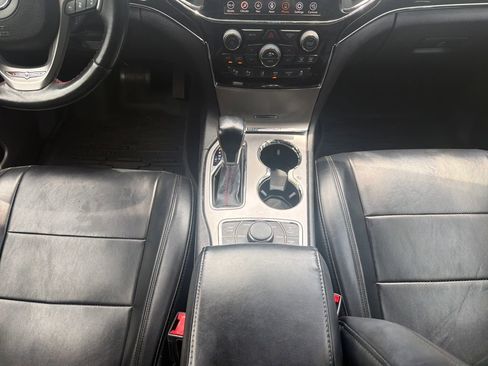 Used 2021 Jeep Grand Cherokee Trailhawk w/ Premium Lighting Group image 14