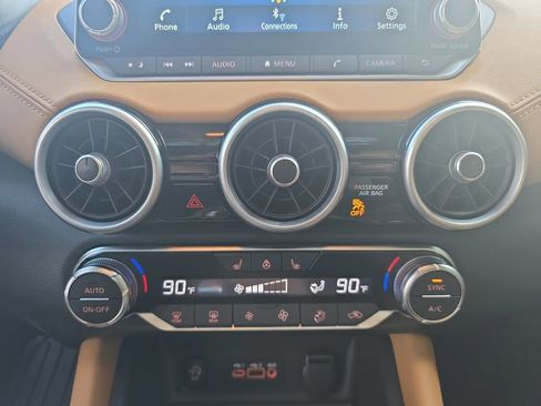 Used 2024 Nissan Sentra SV w/ SV Premium Package image 28