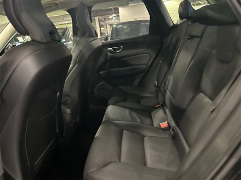 Certified 2025 Volvo XC60 B5 Plus image 23