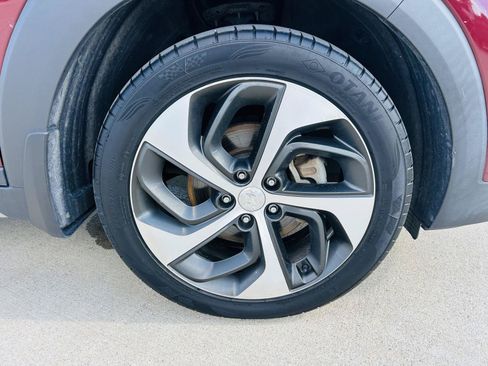 Used 2018 Hyundai Tucson Value w/ Cargo Package AWD/4WD image 39