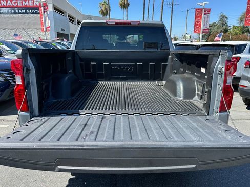 Used 2025 Chevrolet Silverado 1500 LT RWD image 18